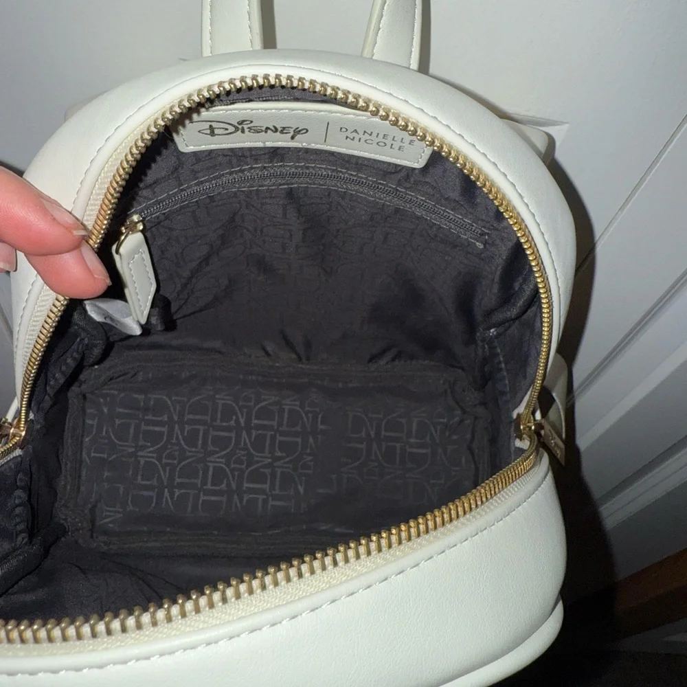 Danielle Nicole Disney Tangled Ever After Royal Wedding Backpack - Picture 3 of 3